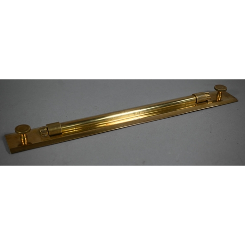 1236 - A vintage brass rolling ruler by UWW, Birmingham, 46 cm in stained pine case