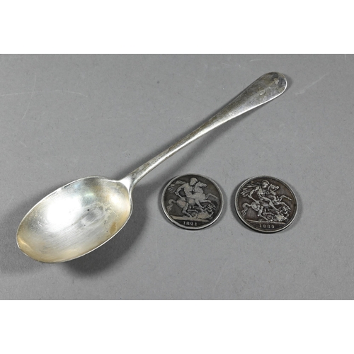 1041 - An 1821 crown fair and 1889 crown F, to/w a silver rat-tail tablespoon, Sheffield 1926, 3.9 oz total... 