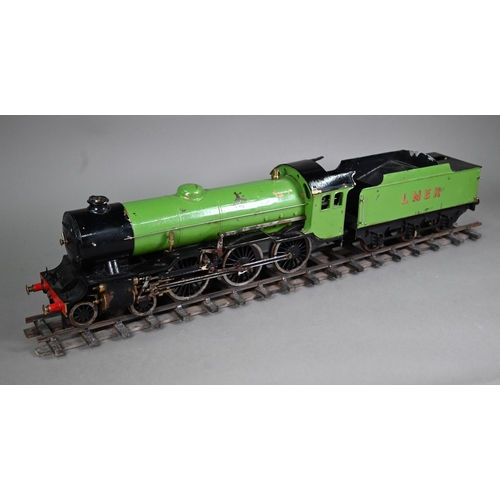 1187 - A well-detailed scratch-built 2 3/4in gauge live steam 4-6-0 locomotive and tender in LNER livery 89... 