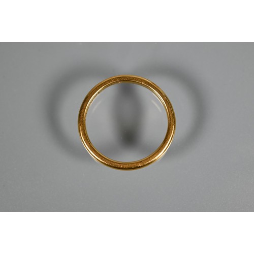 277 - A Victorian 22ct wedding band, size T, approx 4.6g