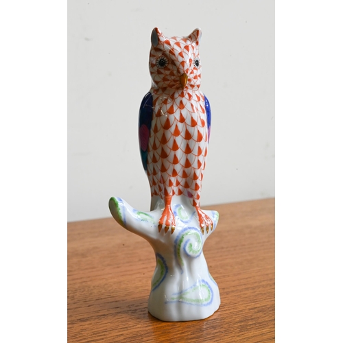 148 - Various ornamental ceramics including Herend owl with orange scale decoration, 13 cm, a Crown Derby ... 