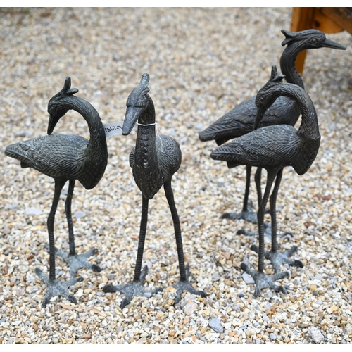 27 - Two pairs of weathered bronze patinated garden birds (4)