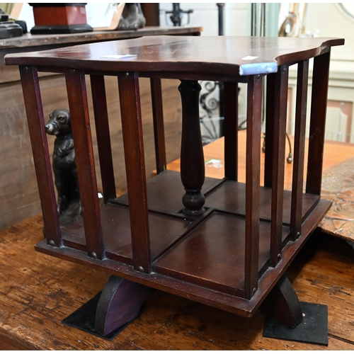 384 - A table-top mahogany revolving bookcase, 36 x 36 x 36 cm