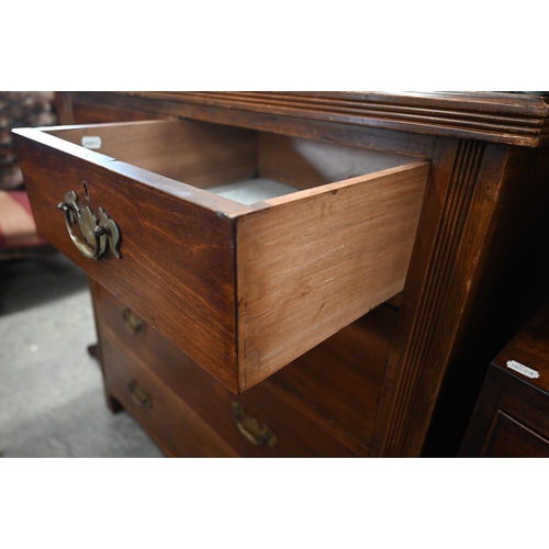 409 - An Edwardian mahogany chest of two short over three long drawers, 102 cm wide x 50 cm deep x 100 cm ... 