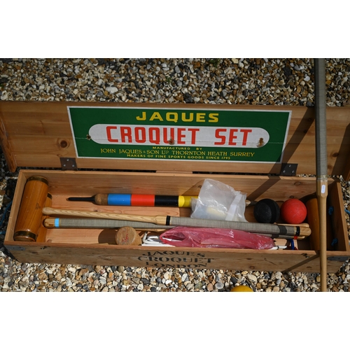 587 - A little used boxed Jacques croquet set with mallets, hoops, etc