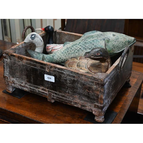 624 - An antique Afghan hardwood box, a trio of wooden ducks and a verdigris patinated bronze fish (5)