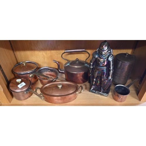 517 - A collection of antique copper and brass saucepans to/w cast iron medieval knight companion set - ke... 