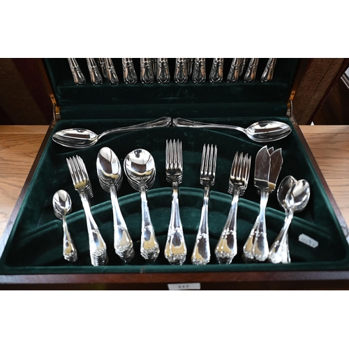 217 - A canteen of stainless steel flatware and cutlery for eight settings, by Guy Degrenne (France)