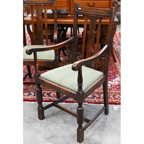 353 - A pair of oak corner chairs (2)