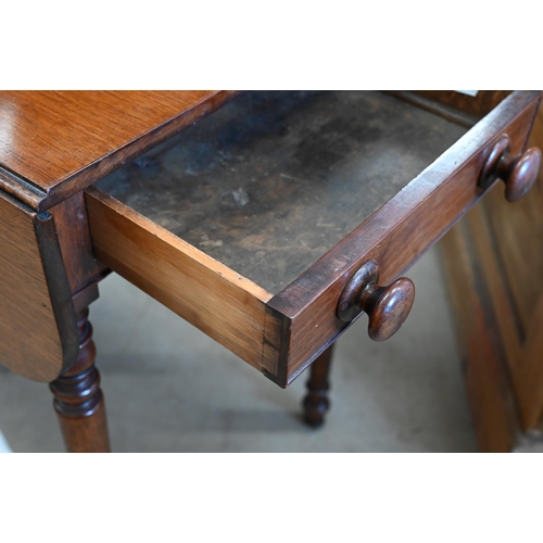 362 - An antique mahogany Pembroke table