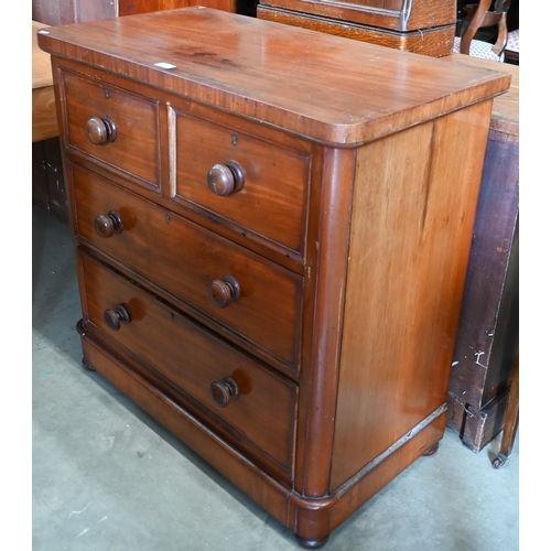 370 - A small Victorian mahogany chest of two short over two long drawers a/f, 88 x 47 x 88 cm h