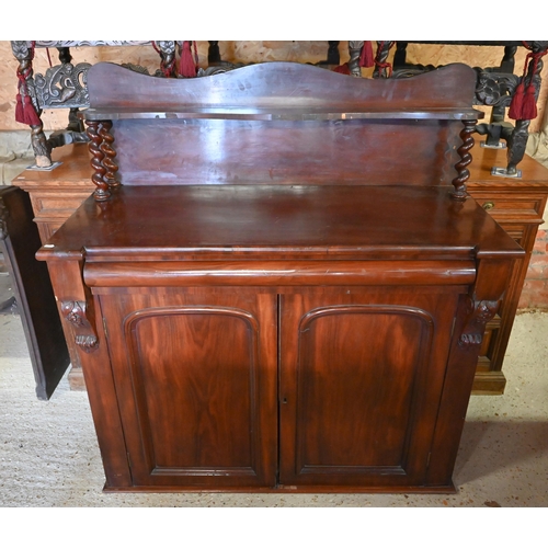 472 - A Victorian mahogany chiffonier with stageback top over a drawer and pair of cabinet doors, 119 x 49... 