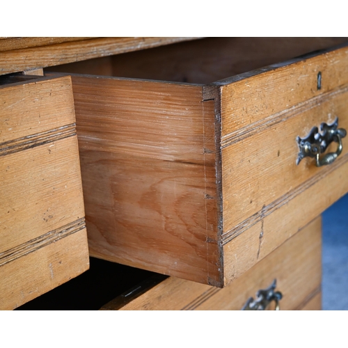 487 - An Edwardian mirror backed ash dressing chest with two short over two long graduated drawers on a pl... 