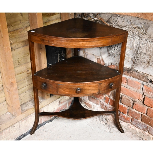 534 - A Georgian mahogany corner washstand