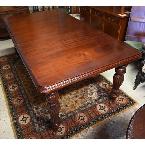 92 - A Regency style mahogany extending dining table with single wide leaf raised on bobbin reeded turned... 