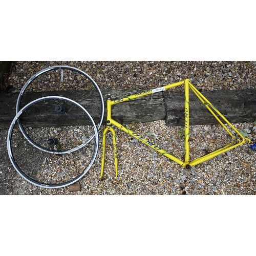 72 - Four bike frames - Specialized Allex; Scott; Ribble; all a/f to/w two wheels (6)