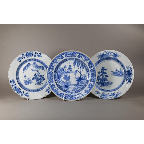 439 - Three 18th century Chinese blue and white export plates, the two circular examples painted in underg... 