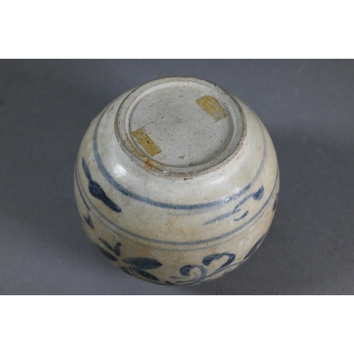 449 - A 15th/16th century Thai Sawankhalok lime box and cover with moulded finial and freely painted decor... 