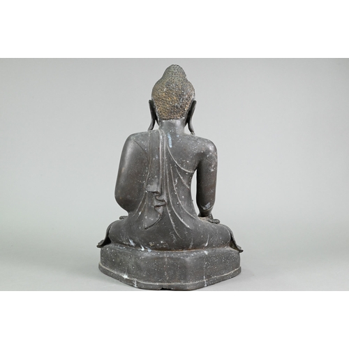 472 - A large 19th century Burmese Mandalay style bronze Shakyamuni Buddha, seated in the lotus position o... 