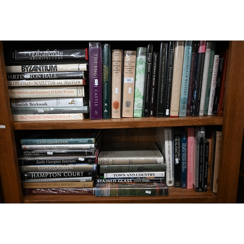 147 - A good collection of books on architecture, on four shelves