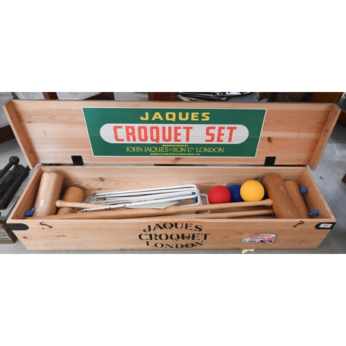 176 - A modern Jacques croquet set in pine box