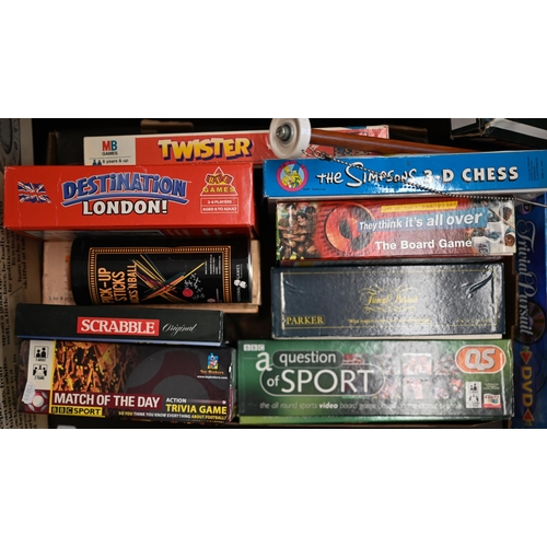 190 - Various board games etc ( 2 boxes)