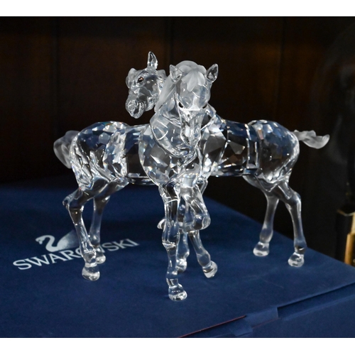 79 - D - Swarovski crystal glass 'Wild Horses' and dragon figures, both boxed to/w unboxed Swarovski 'Lin... 