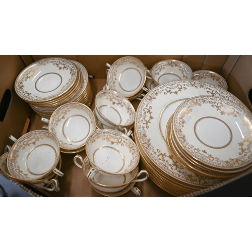 82 - A Minton (for Mappin & Webb) 'Buenos Aires' dinner service for twelve settings, 50 pieces (box)