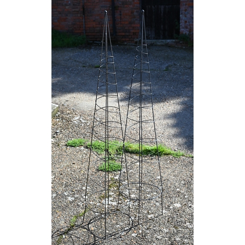 47 - Ten large, weathered steel curved garden frames, 100 cm w x 60 cm h (10)
