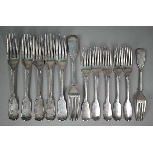 175 - A part set of Victorian fiddle pattern flatware, comprising six each table forks, dessert forks and ... 