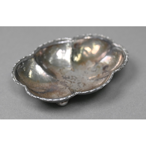 182 - A Danish design Sterling preserve spoon with shell finial, Hand Hansen, 15cm long, to/w a Dutch .833... 