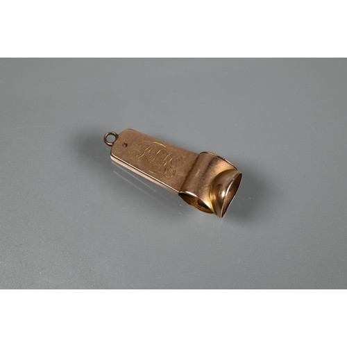 315 - A cigar cutter, with engraved monogram, rose gold stamped 10c