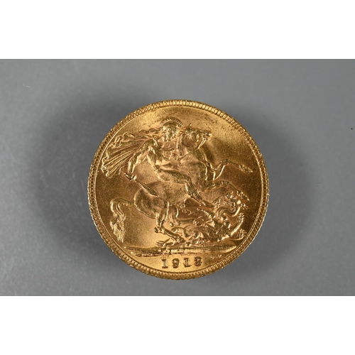 331 - A George V gold sovereign dated 1913