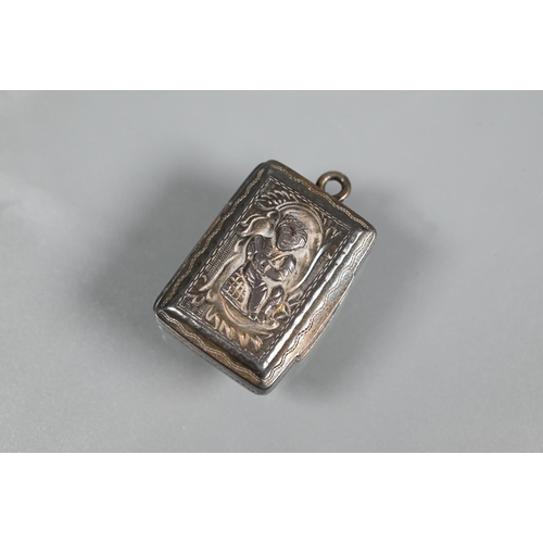 340 - A silver stamp case in the form of an envelope, Birmingham 1897; a silver vinaigrette, Birmingham, d... 