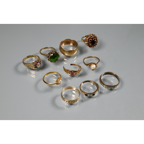 376 - A collection of 9ct rings including wide wedding band size T, 9.2g, sapphire and diamond set half et... 