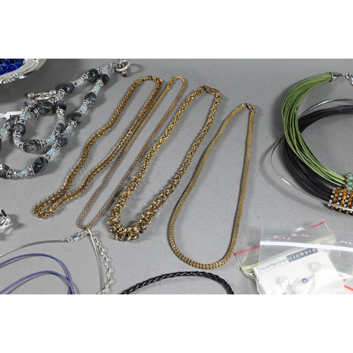 383 - Collection of various necklaces, bangles, pendants etc, some stone set, synthetic and simulated gem ... 