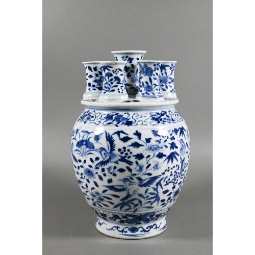 435 - A 19th century Chinese blue and white tulip vase (tulipiere) with seven spouts, painted in tones of ... 