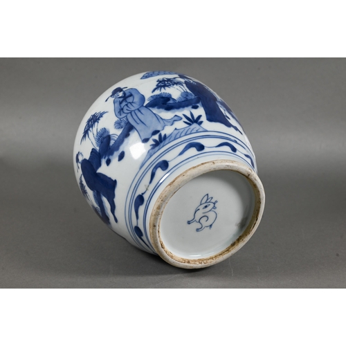 461 - A Chinese Wanli style blue and white jar in the Ming dynasty manner, painted in underglaze blue with... 