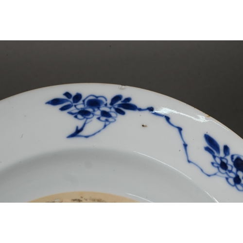 478 - A pair of 18th century Chinese blue and white plates, Qianlong period (1736-95) Qing dynasty, painte... 