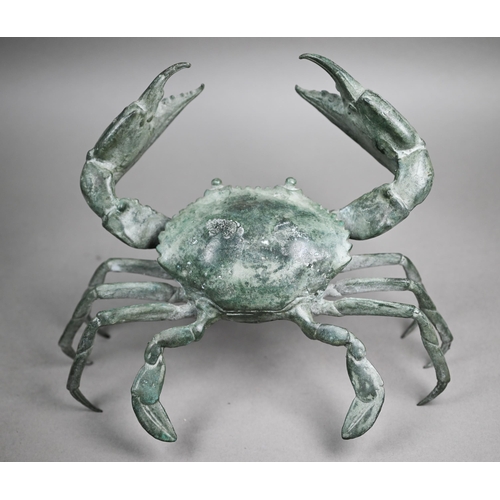 522 - A Japanese verdigris-patinated bronze crab, of well-modelled style, unsigned, 20 cm high x 28 cm wid... 