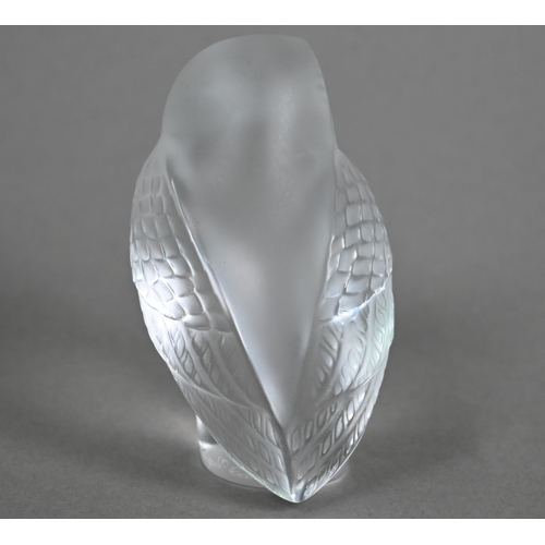 549 - A Lalique glass owl, engraved script 'Lalique ® France', 9cm