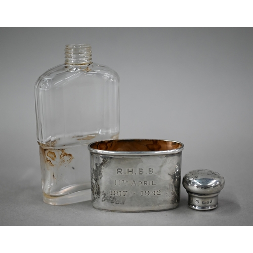 61 - A late Victorian cut glass hip flask with silver screw top and detachable beaker, W&G Neal, Lond... 