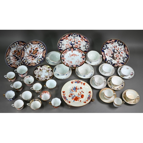 611 - A box of 19th century and later Derby Royal Crown Derby wares, including Imari wares (box)