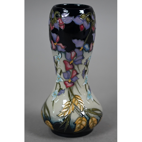 631 - A boxed Moorcroft 'Fit for a Queen' vase, 15.5 cm high