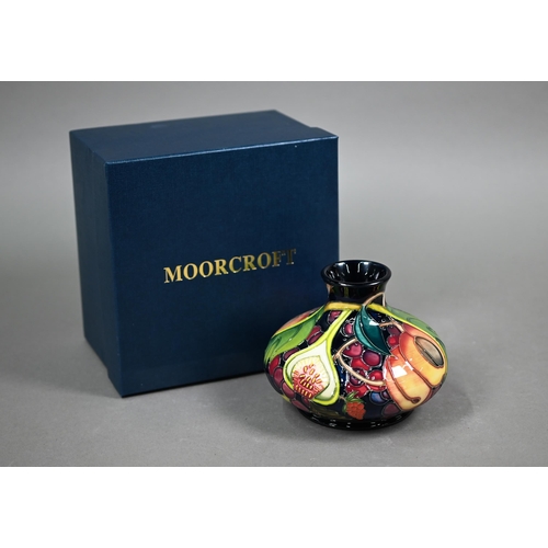 634 - A box Moorcroft 'Queen's Choice' squat vase, 2000 10 cm high x 13 cm diam