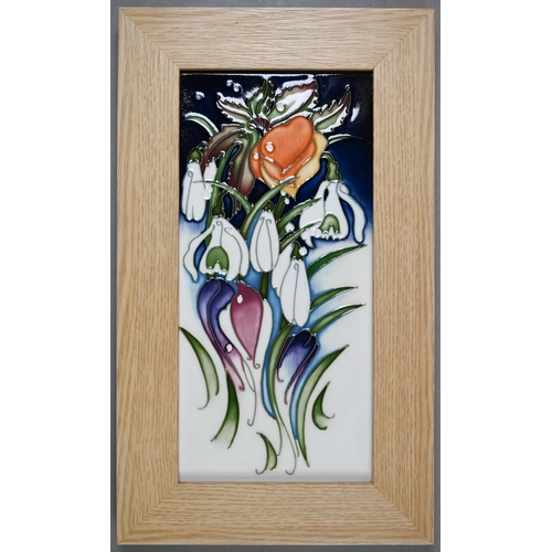 648 - A boxed Moorcroft 'Snowtime' plaque by Emma Bossons, 2010, 20 x 10 cm, in oak frame