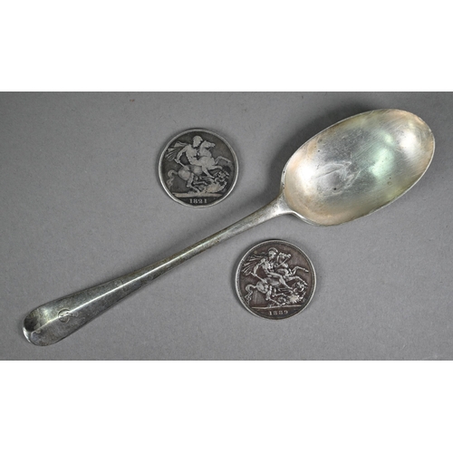 84 - An 1821 crown fair and 1889 crown F, to/w a silver rat-tail tablespoon, Sheffield 1926, 3.9 oz total... 