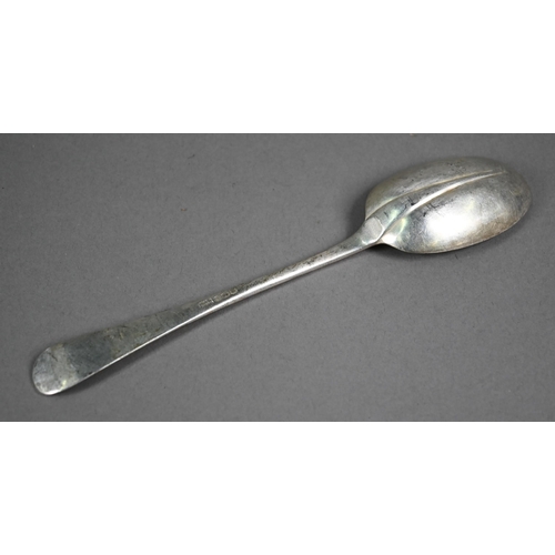 84 - An 1821 crown fair and 1889 crown F, to/w a silver rat-tail tablespoon, Sheffield 1926, 3.9 oz total... 