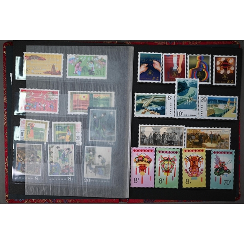 1053 - A quantity of cigarette cards loose, in albums and one frame including Godfrey Phillips, Players, Wi... 