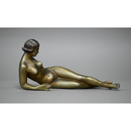 1105 - AMENDED DESCRIPTION An Art Deco-style bronzed female reclining nude in the manner of Lorenzl (unsign... 